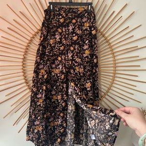 American Eagle vintage style maxi skirt with slit opening size 18